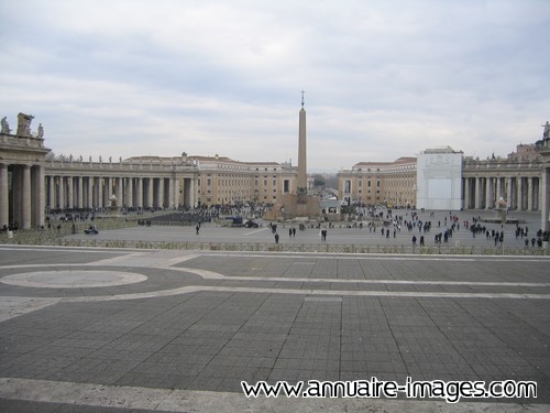 Place Saint Pierre à Rome