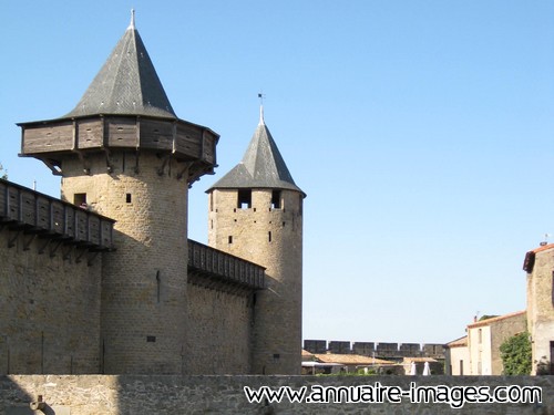 Tours de la forteresse de Carcassonne.